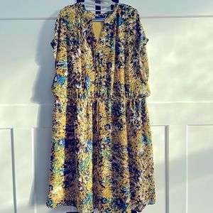 Apt. 9, knee length dress, size 2X.